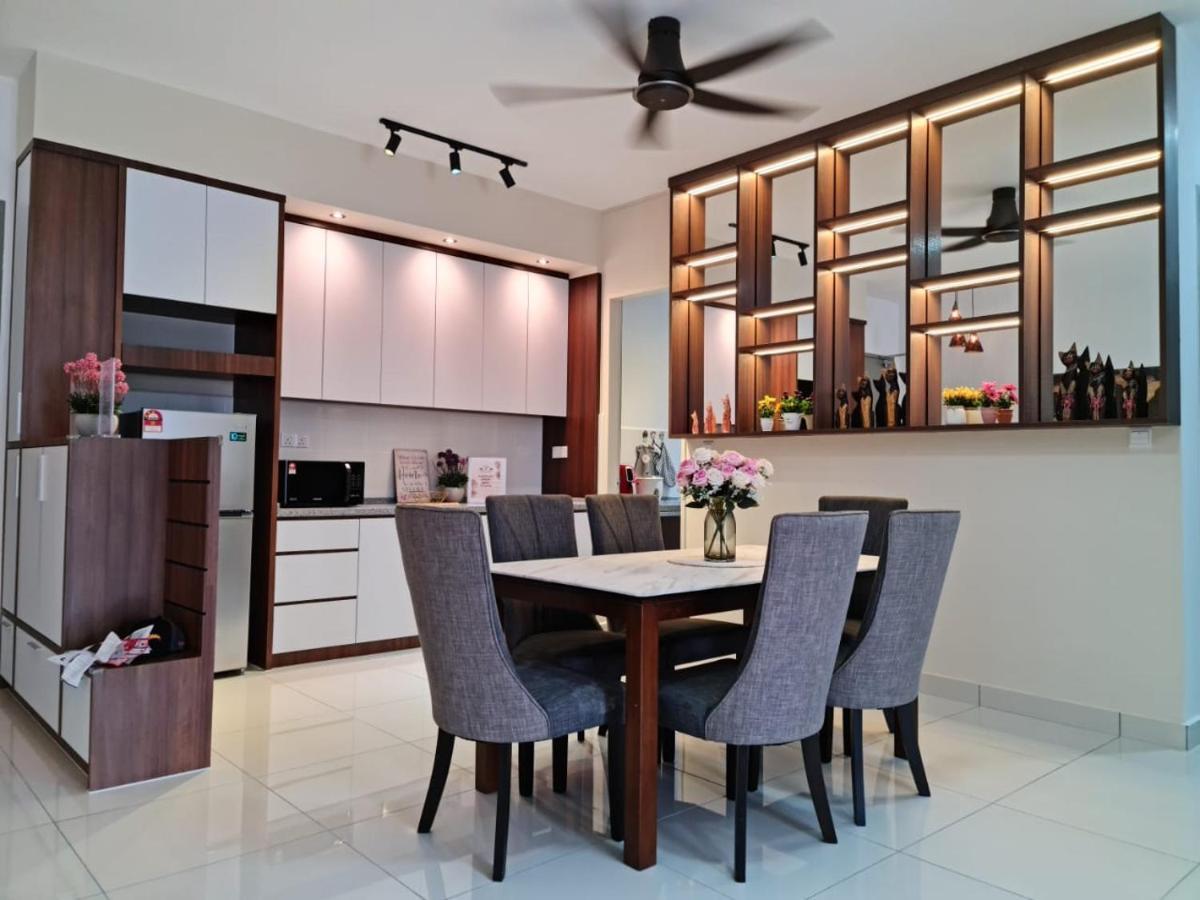 Rhr Deluxe Guesthouse Kinarut Papar Sabah - Pool View Ngoại thất bức ảnh