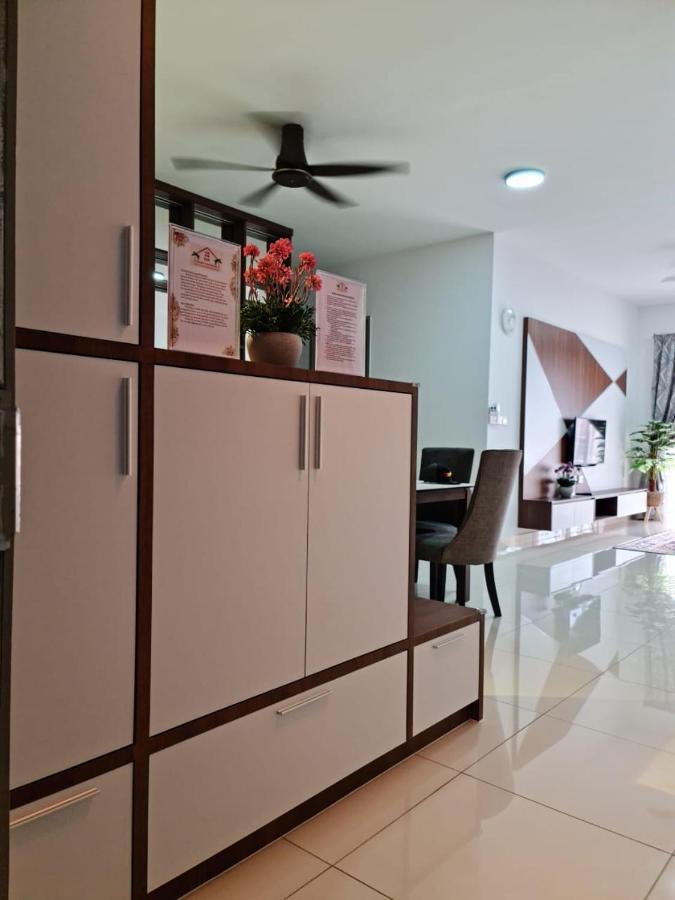Rhr Deluxe Guesthouse Kinarut Papar Sabah - Pool View Ngoại thất bức ảnh
